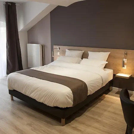 Hotel Logis Des Voyageurs 4*
