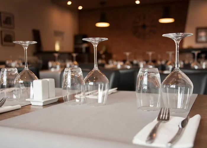 호텔 Logis Des Voyageurs 3*